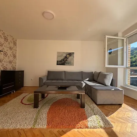 Apartment Stan Na Dan *