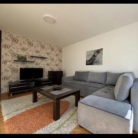 Stan Na Dan Apartment Foca